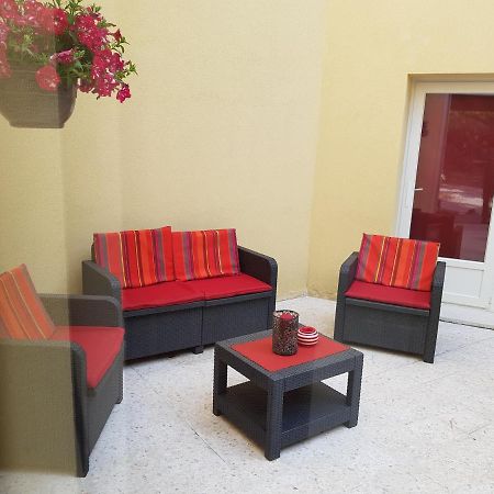Apartamento Le Patio Sarrians Exterior foto